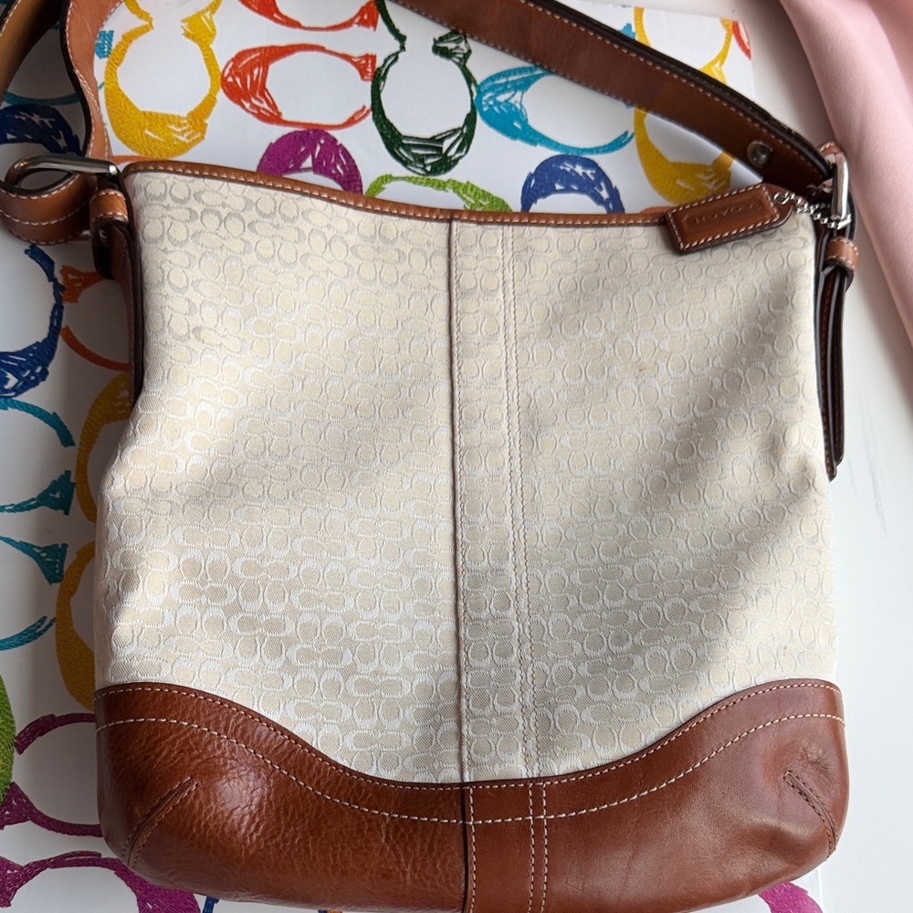 Coach 2008 Cream and Brown Shoulder Bag